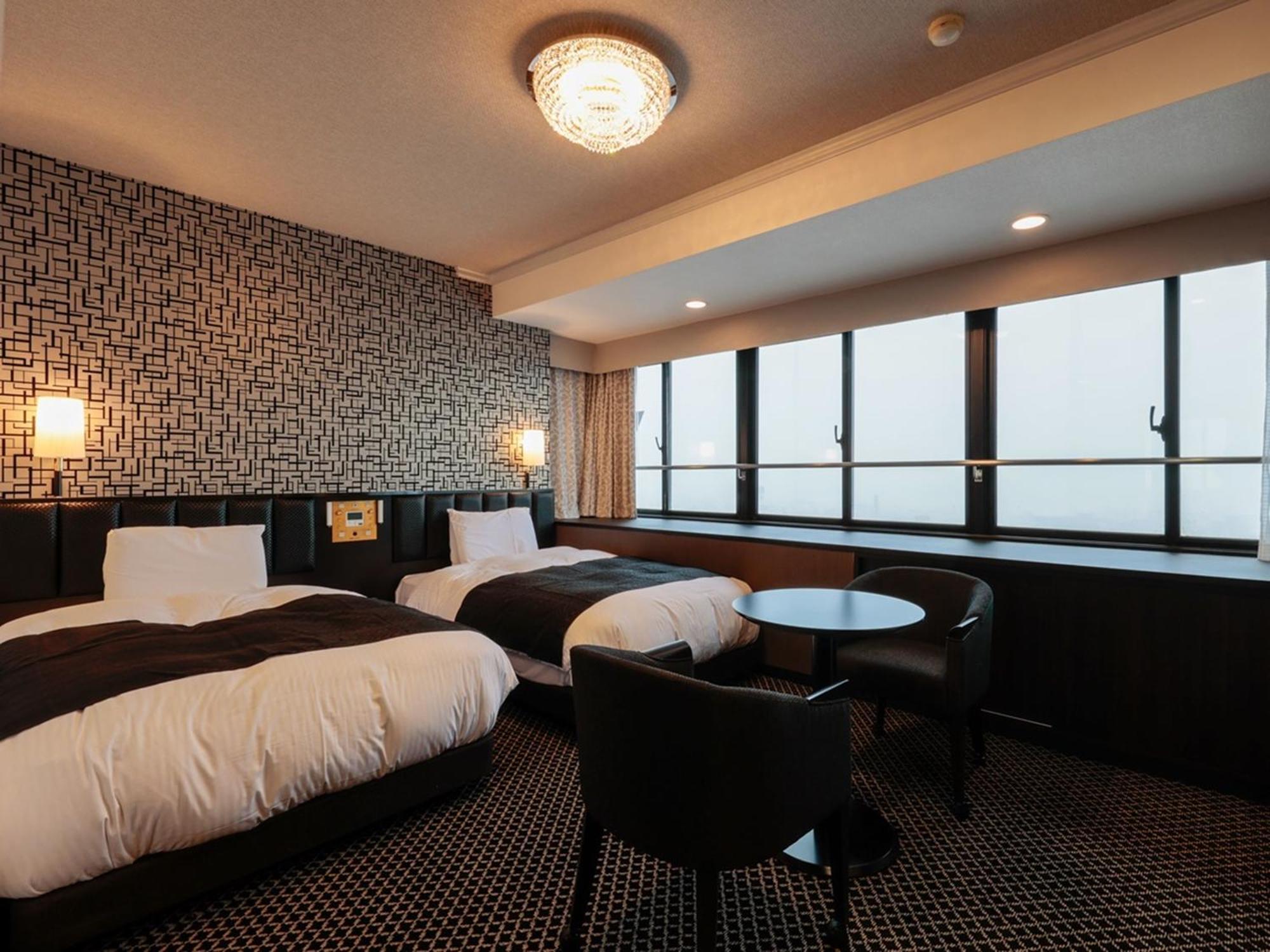APA Hotel Tonami-Ekimae Bagian luar foto