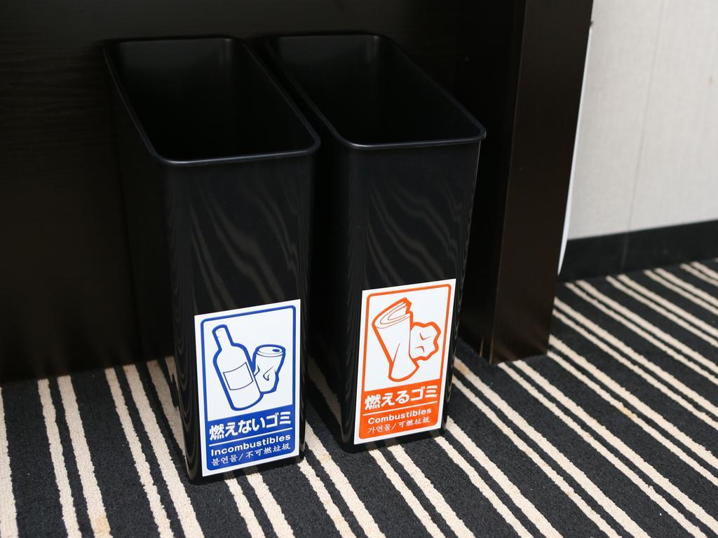 APA Hotel Tonami-Ekimae Bagian luar foto