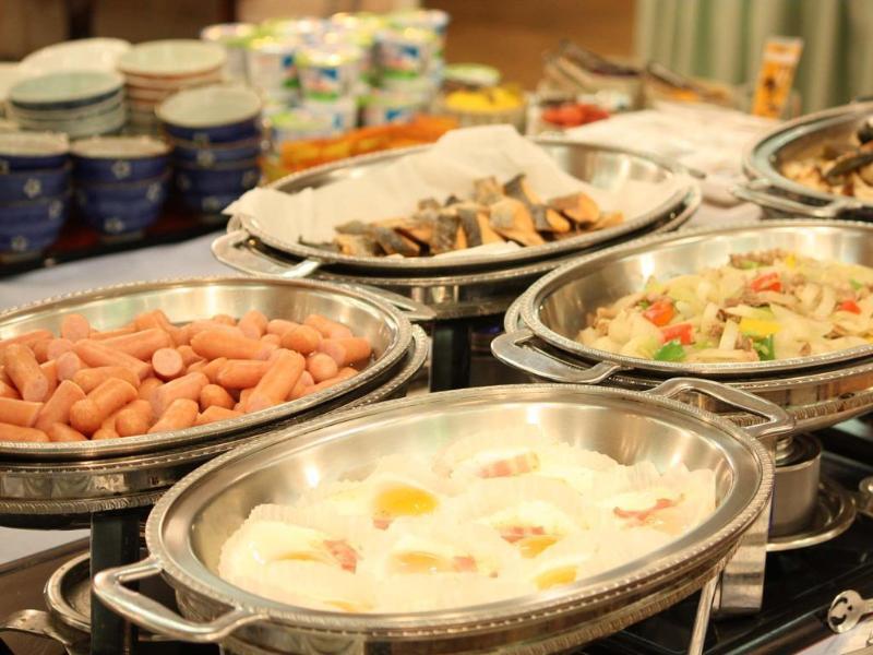 APA Hotel Tonami-Ekimae Bagian luar foto