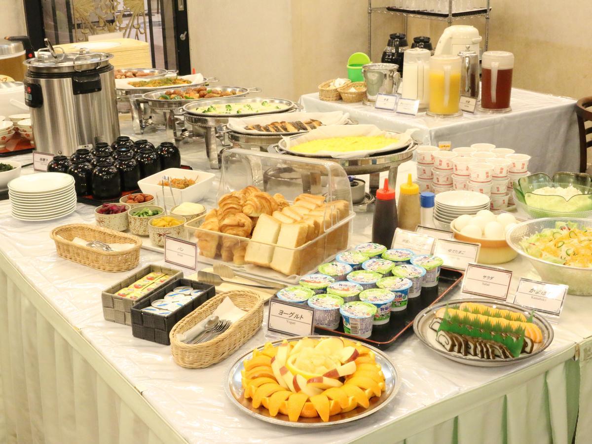APA Hotel Tonami-Ekimae Bagian luar foto